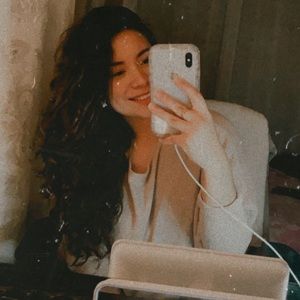 Meet your Posher, Stephany